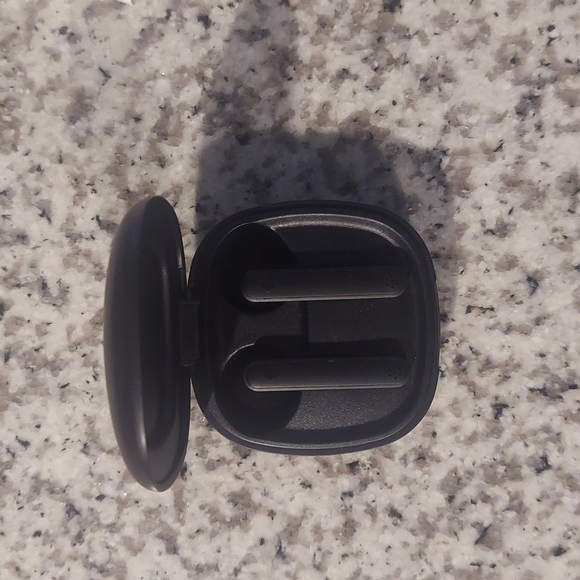 TaoTronics SoundLiberty 88 True Wireless Stereo Earbuds - Picture 3 of 4
